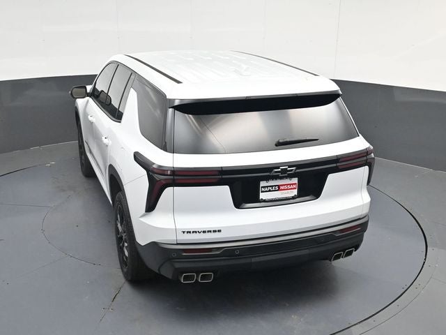 2024 Chevrolet Traverse LS