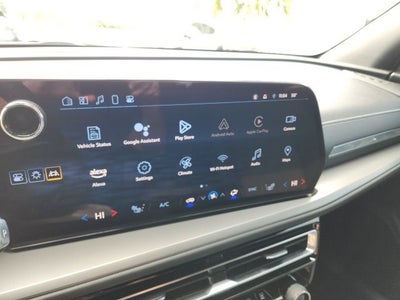 2024 Chevrolet Traverse LS