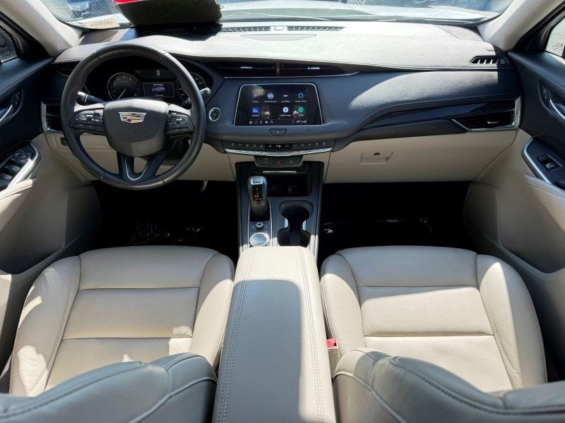 2019 Cadillac XT4 Premium Luxury