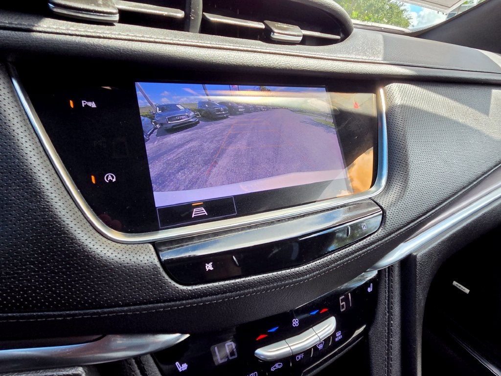 2022 Cadillac XT5 Luxury