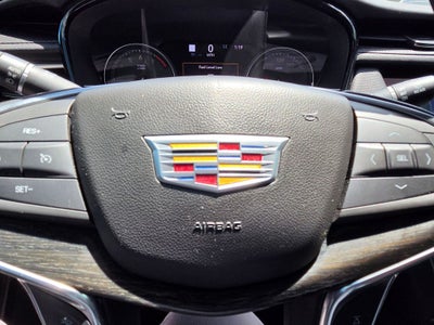 2022 Cadillac XT5 Premium Luxury