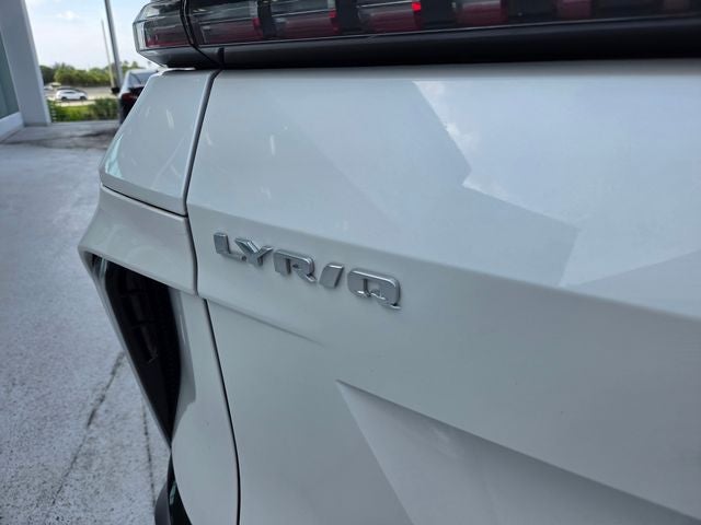 2024 Cadillac LYRIQ Luxury