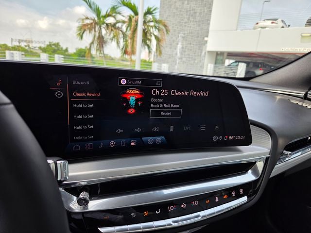 2024 Cadillac LYRIQ Luxury