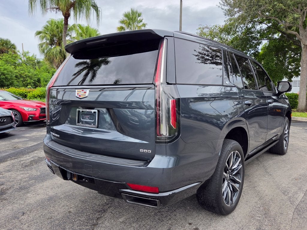 2021 Cadillac Escalade Sport