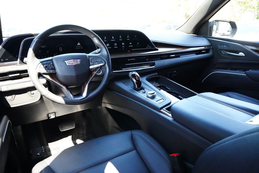 2023 Cadillac Escalade ESV Luxury Diesel