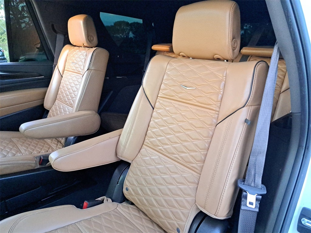 2024 Cadillac Escalade Sport