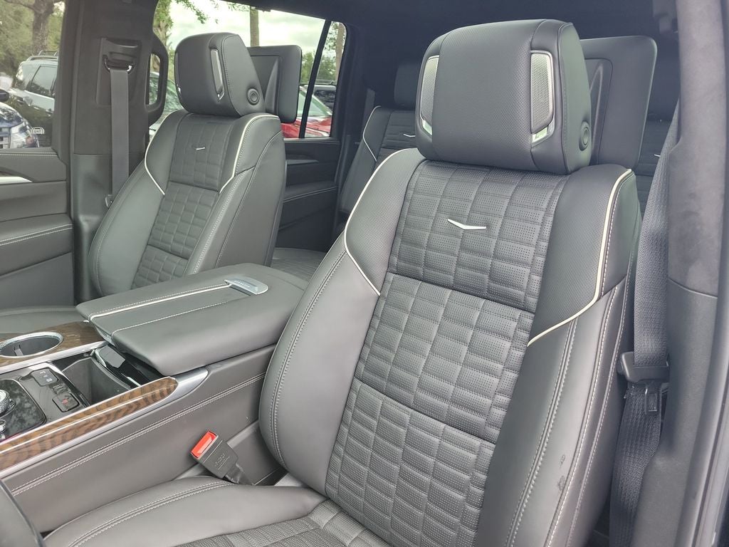 2026 Cadillac Escalade ESV Platinum Edition
