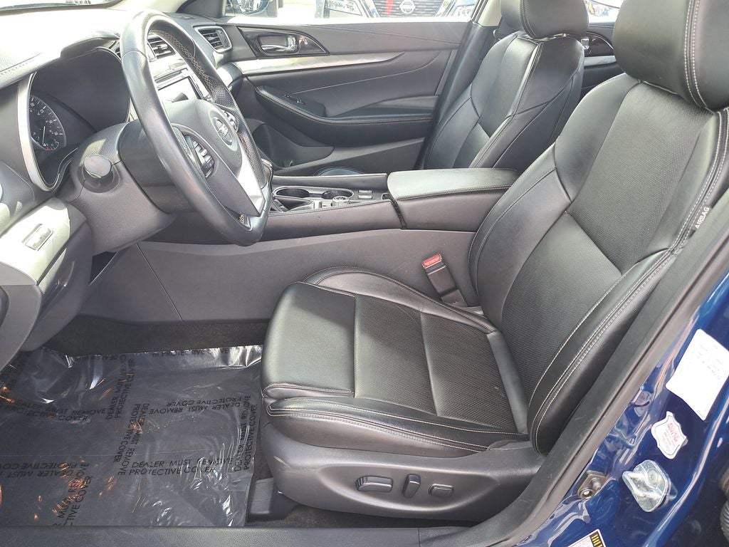 2022 Nissan Maxima SV