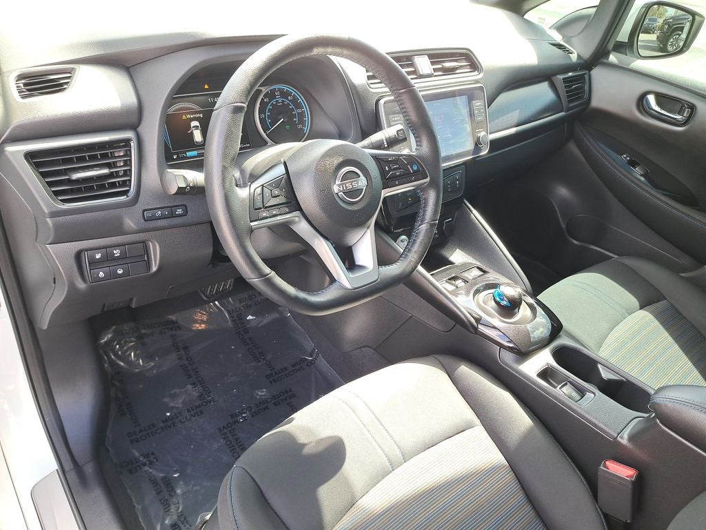 2024 Nissan LEAF SV Plus