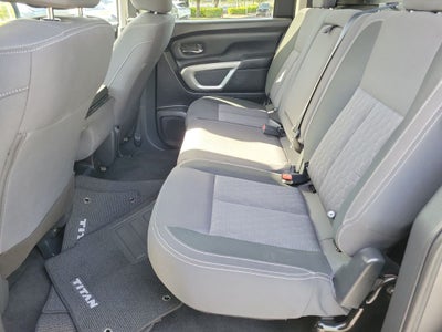 2022 Nissan Titan SV