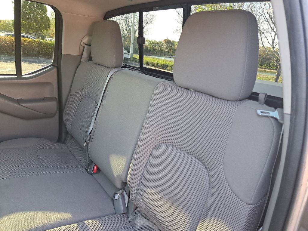 2021 Nissan Frontier SV