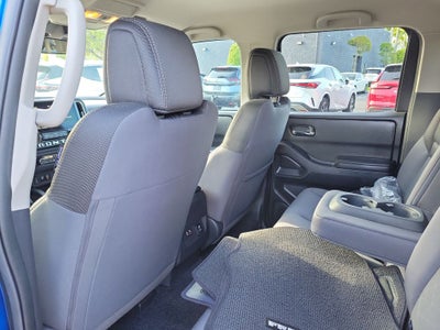 2025 Nissan Frontier SV