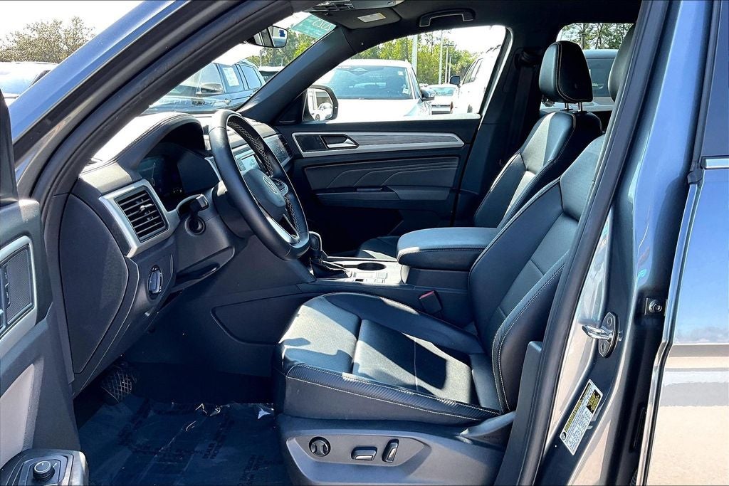 2023 Volkswagen Atlas Cross Sport 2.0T SE