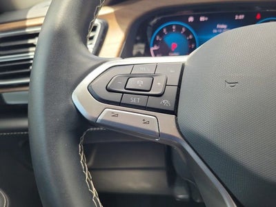 2024 Volkswagen Atlas 2.0T SE