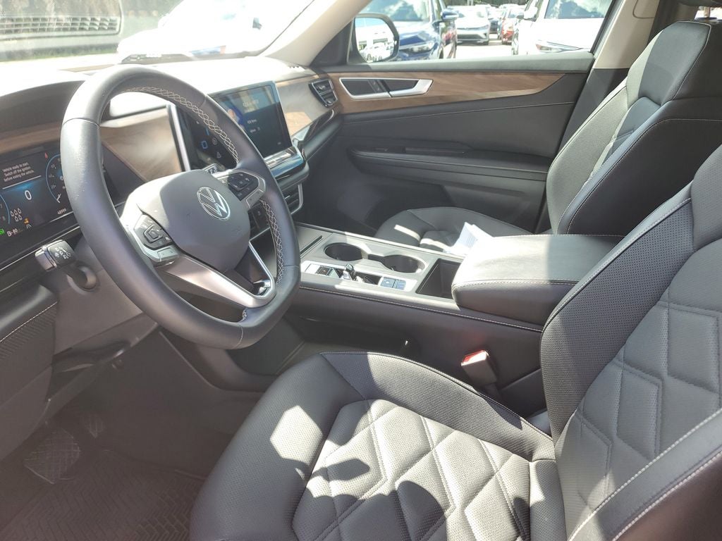 2024 Volkswagen Atlas 2.0T SE