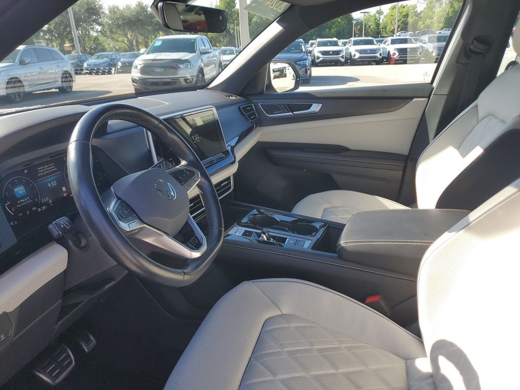 2024 Volkswagen Atlas Cross Sport 2.0T SEL Premium R-Line