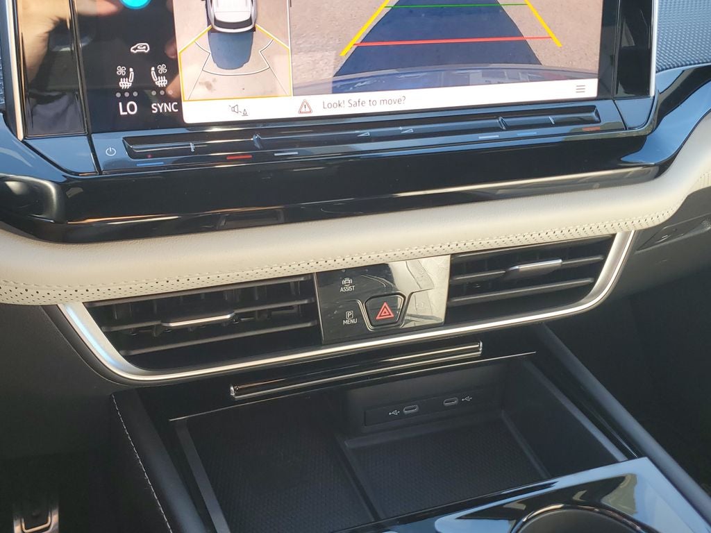 2024 Volkswagen Atlas Cross Sport 2.0T SEL Premium R-Line