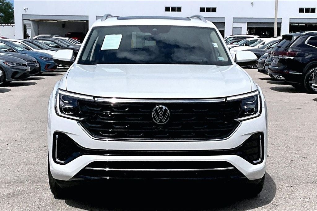 2026 Volkswagen Atlas 2.0T SEL Premium R-Line
