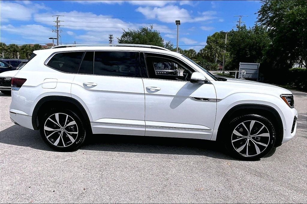 2026 Volkswagen Atlas 2.0T SEL Premium R-Line