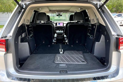 2024 Volkswagen Atlas 2.0T SEL Premium R-Line