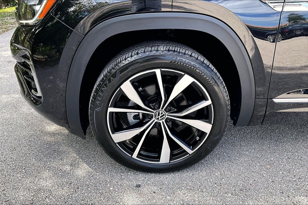 2024 Volkswagen Atlas 2.0T SEL Premium R-Line