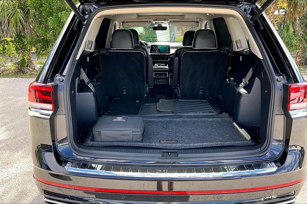 2024 Volkswagen Atlas 2.0T SEL Premium R-Line