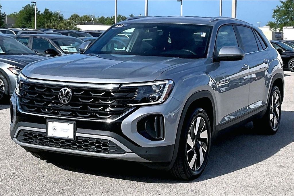 2025 Volkswagen Atlas Cross Sport 2.0T SE w/Technology