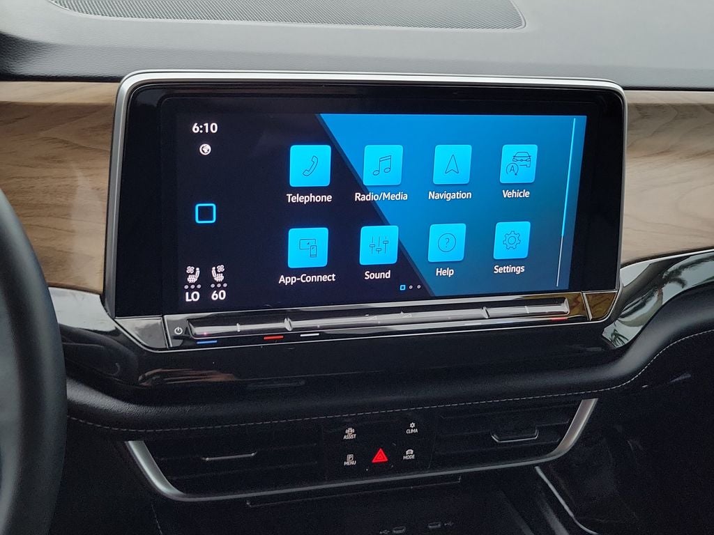 2025 Volkswagen Atlas 2.0T SE w/Technology