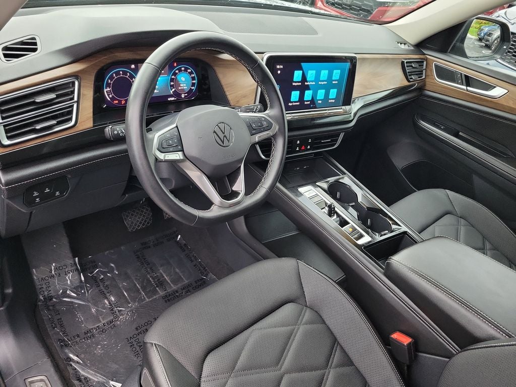 2025 Volkswagen Atlas 2.0T SE w/Technology