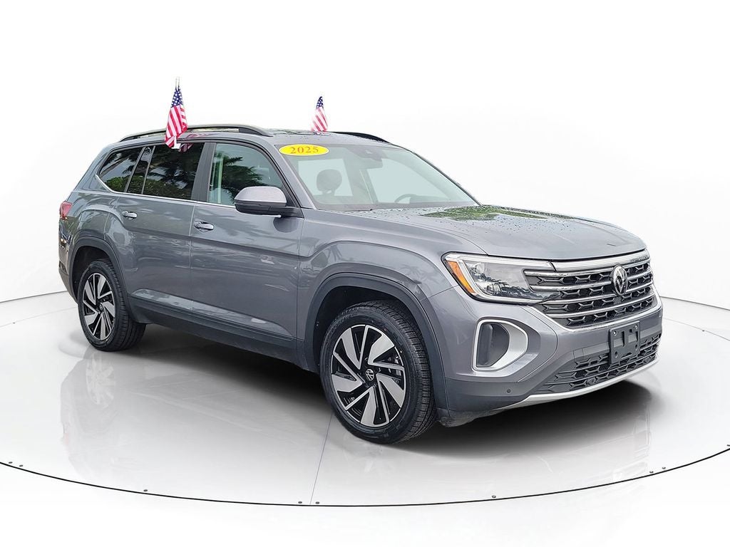 2025 Volkswagen Atlas 2.0T SE w/Technology