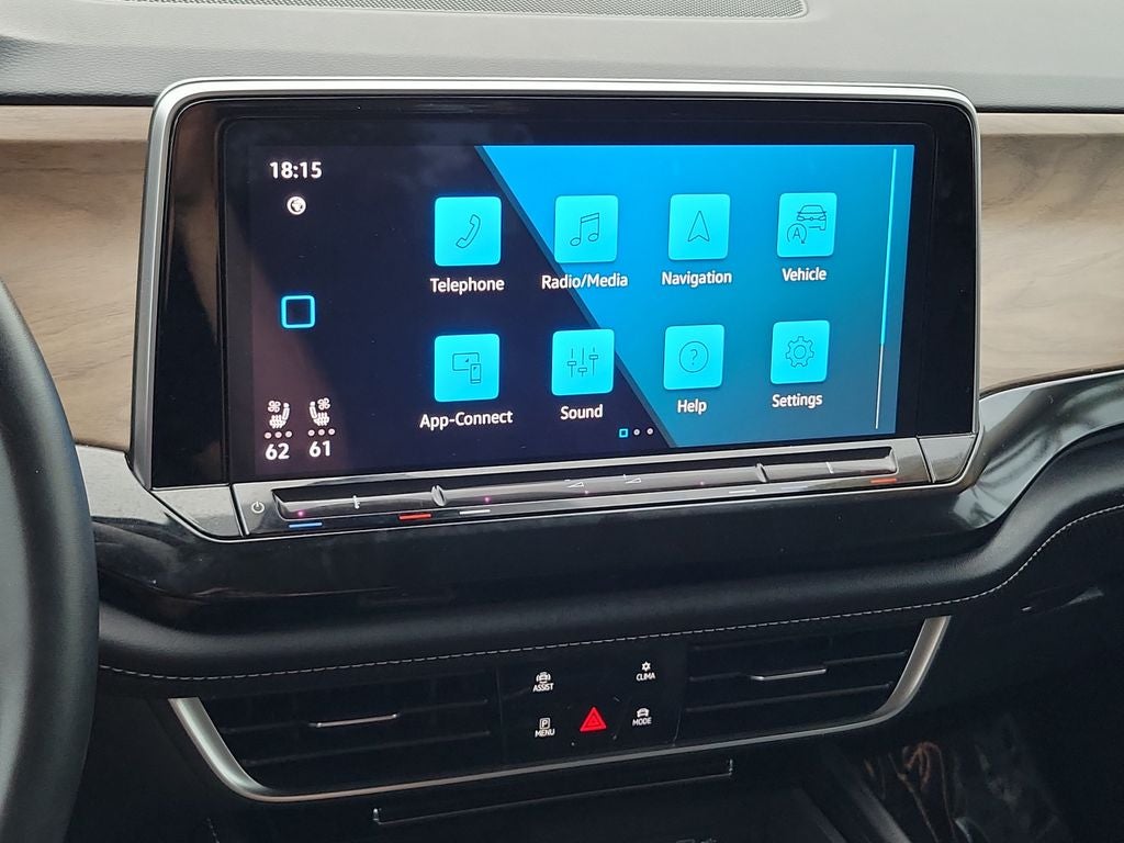 2025 Volkswagen Atlas 2.0T SE w/Technology