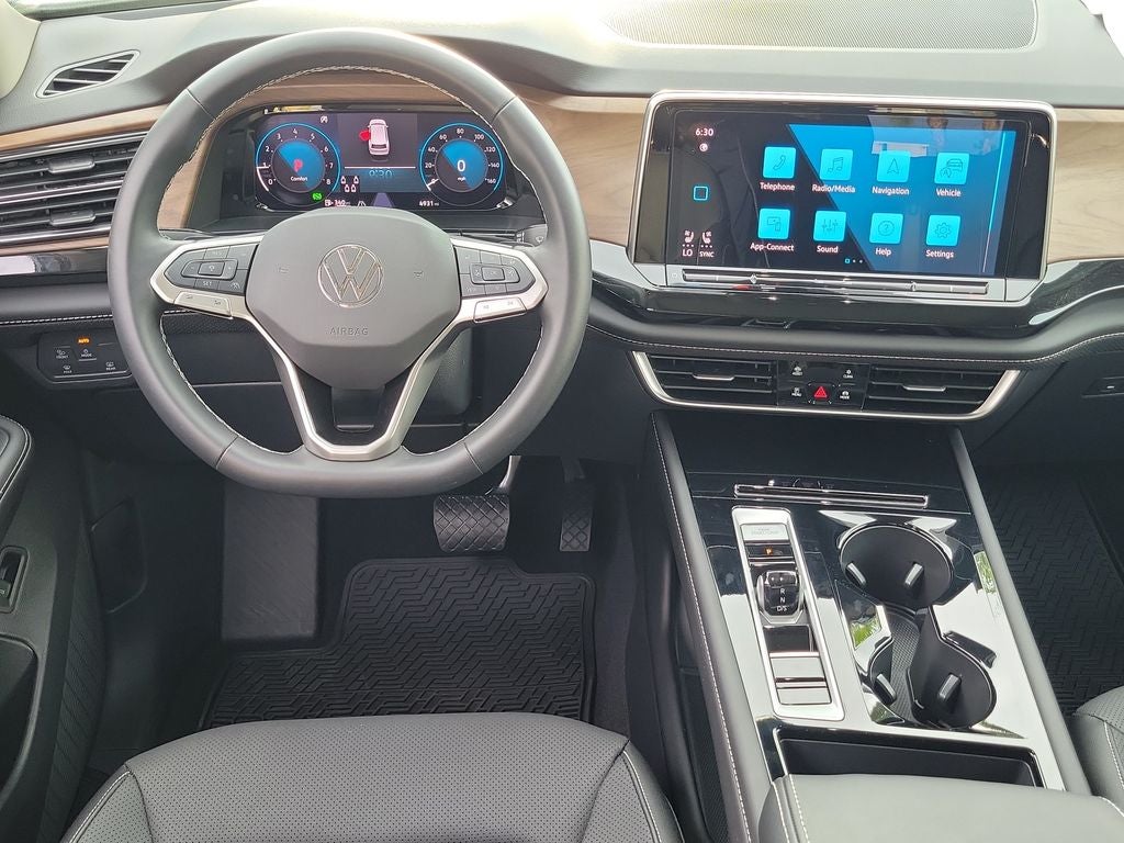 2026 Volkswagen Atlas SE w/Technology