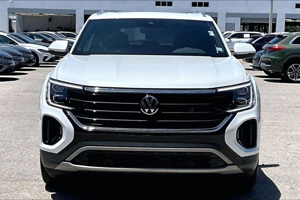 2026 Volkswagen Atlas Cross Sport 2.0T SE w/Technology