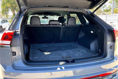 2024 Volkswagen Atlas Cross Sport 2.0T SE w/Technology