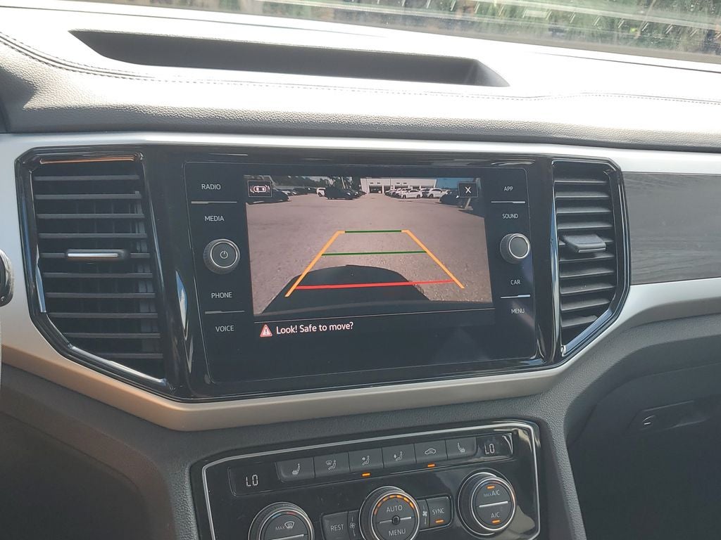 2023 Volkswagen Atlas 3.6L V6 SE w/Technology