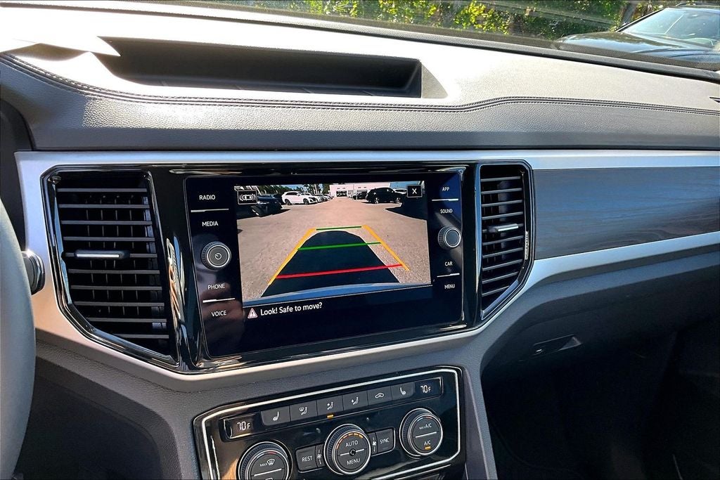 2023 Volkswagen Atlas 3.6L V6 SE w/Technology