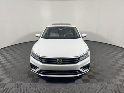 2019 Volkswagen Passat 2.0T SE R-Line
