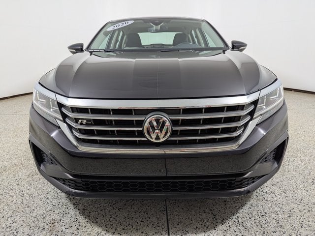 2020 Volkswagen Passat 2.0T R-Line Auto