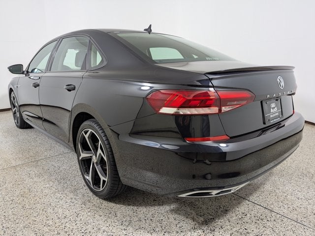 2020 Volkswagen Passat 2.0T R-Line Auto