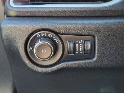 2024 Chrysler Pacifica Touring