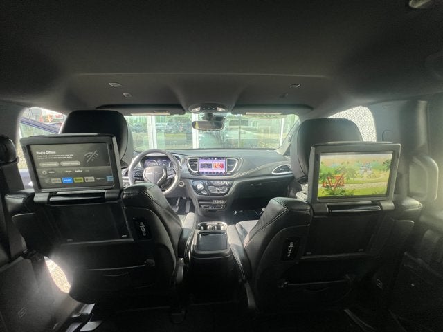 2022 Chrysler Pacifica Touring L AWD
