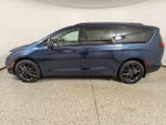 2022 Chrysler Pacifica Touring L AWD