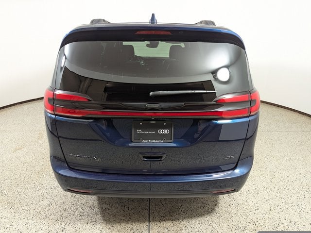 2022 Chrysler Pacifica Touring L AWD