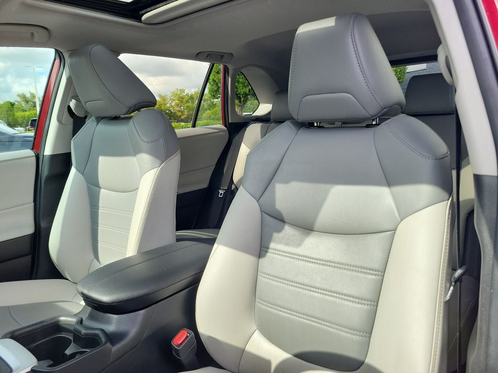 2019 Toyota RAV4 XLE Premium