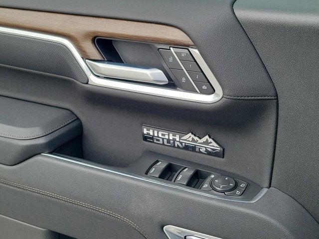 2025 Chevrolet Silverado 1500 High Country