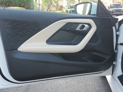 2025 BMW 2 Series 230i