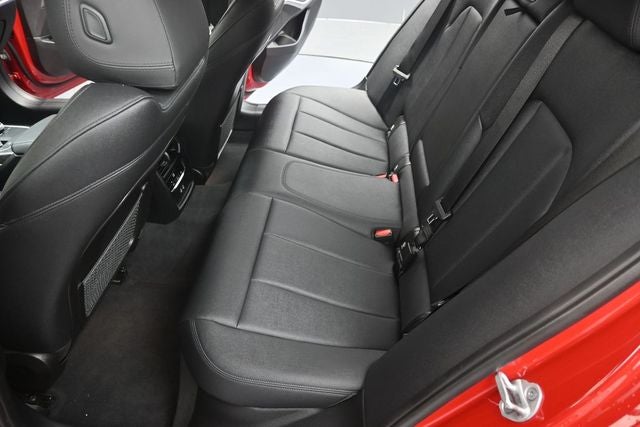 2021 BMW 3 Series 330i