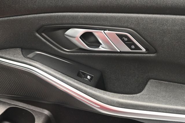 2021 BMW 3 Series 330i