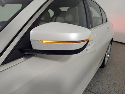 2025 BMW 3 Series 330i Sedan