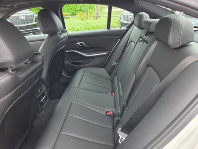 2025 BMW 3 Series 330i